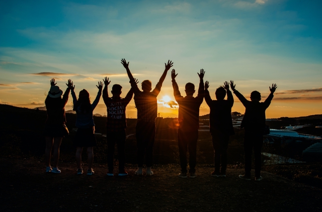 images/bestaat-er-een-ideale-teambuildingsactiviteit-voor-grote-en-kleine-bedrijven.jpg